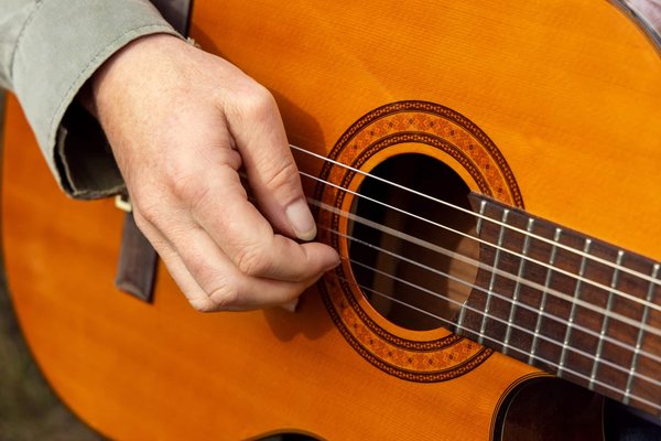 Astuces pour trouver un bon professeur de guitare