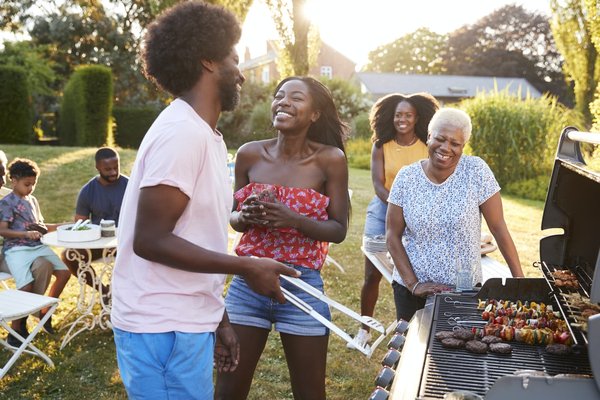Préparez vos fêtes en faisant un délicieux barbecue en famille