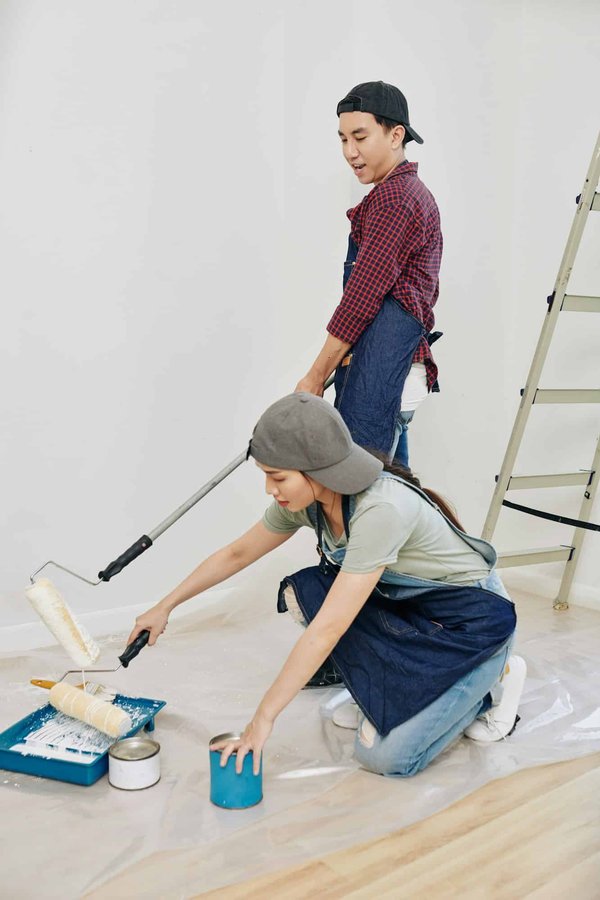 Peindre une chambre : astuces et techniques pour un résultat professionnel